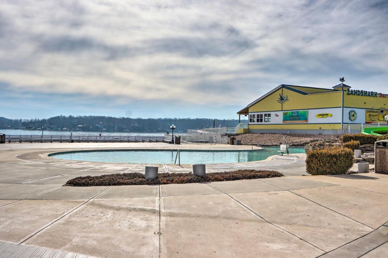 Hot Tub And Fire Pit Margaritaville Home! Osage Beach Eksteriør billede